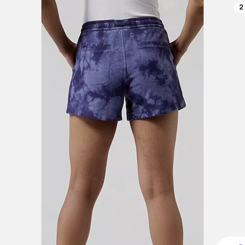 Athleta NWOT Farallon Knit Crustal Blue Tie Dye Drawstring Waist Short - Picture 3 of 16